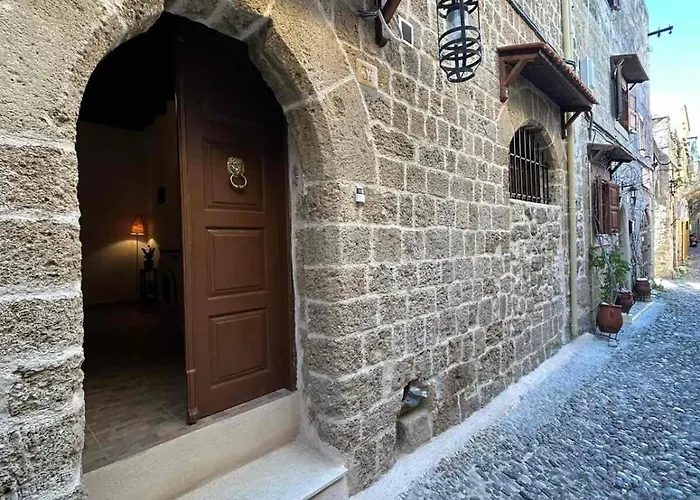 Zoe House-old Town